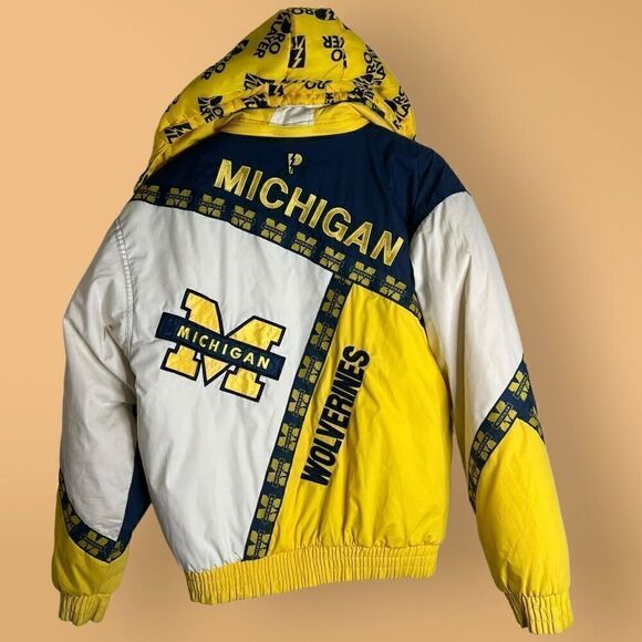Vintage 90’s Michigan Wolverines Puffer XL